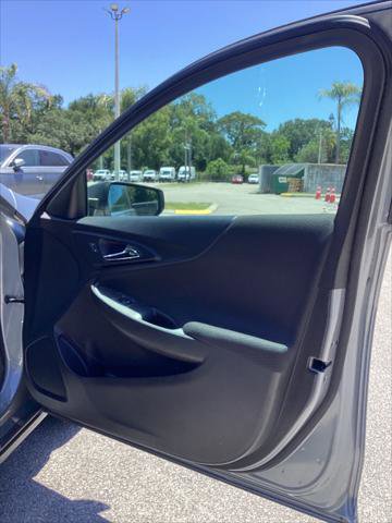 Used 2023 Chevrolet Malibu LT FWD image 29