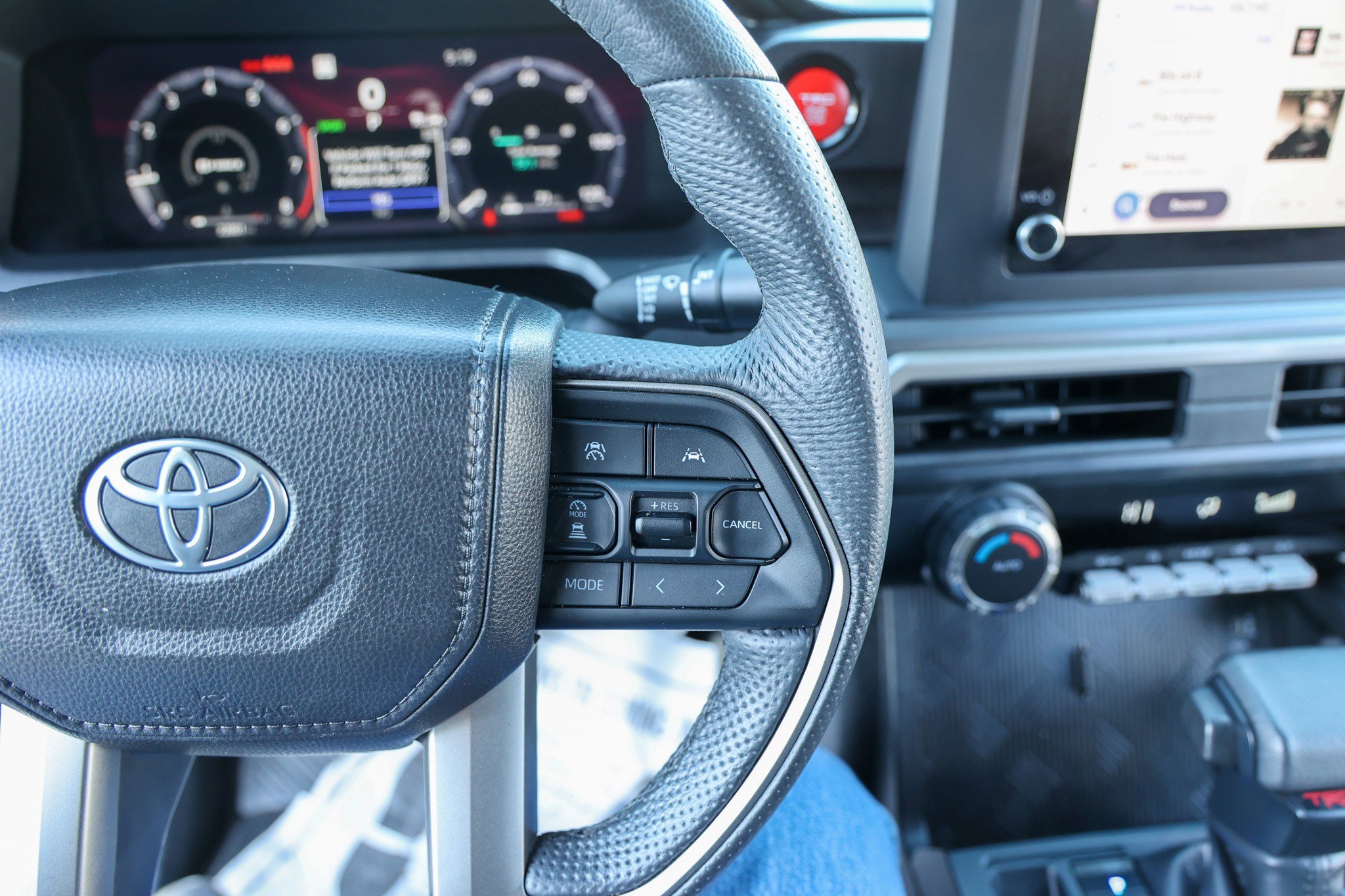 Used 2024 Toyota Tacoma TRD Sport image 20