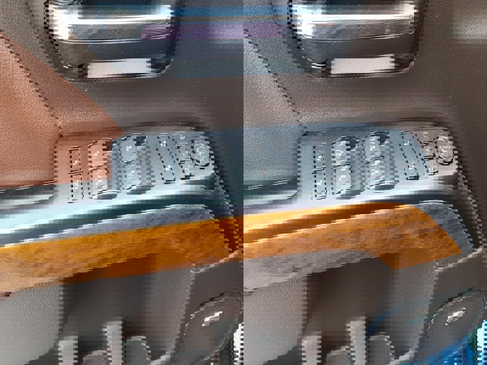 Used 2018 Chevrolet Silverado 2500 High Country image 20