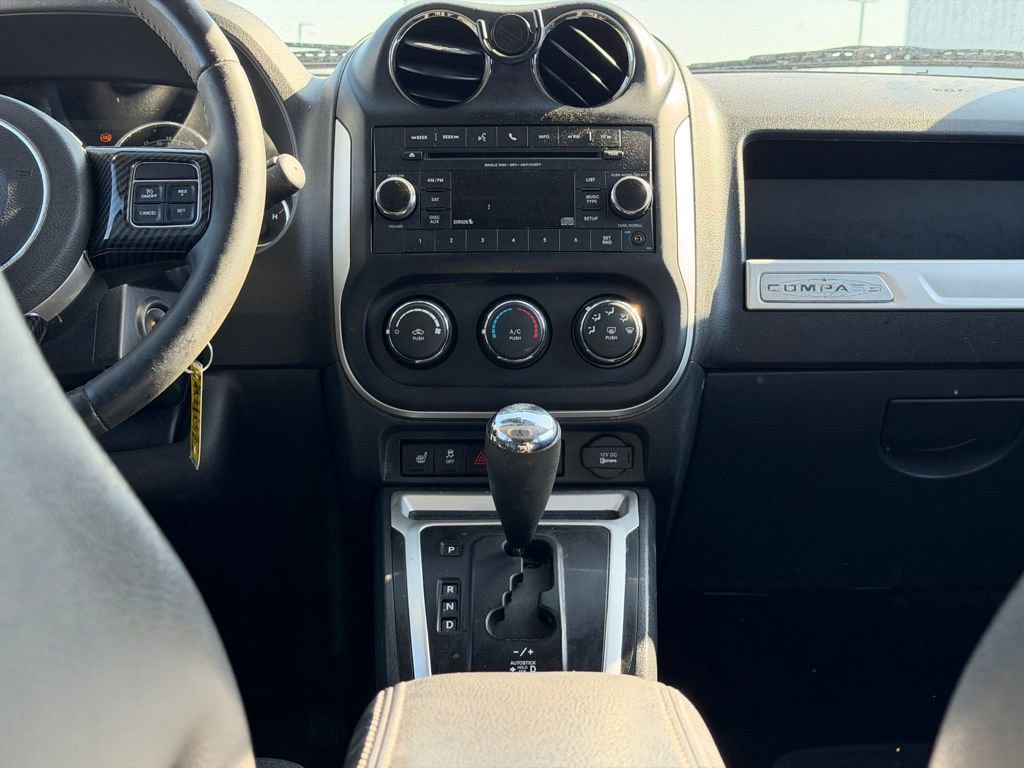 Used 2015 Jeep Compass High Altitude image 19