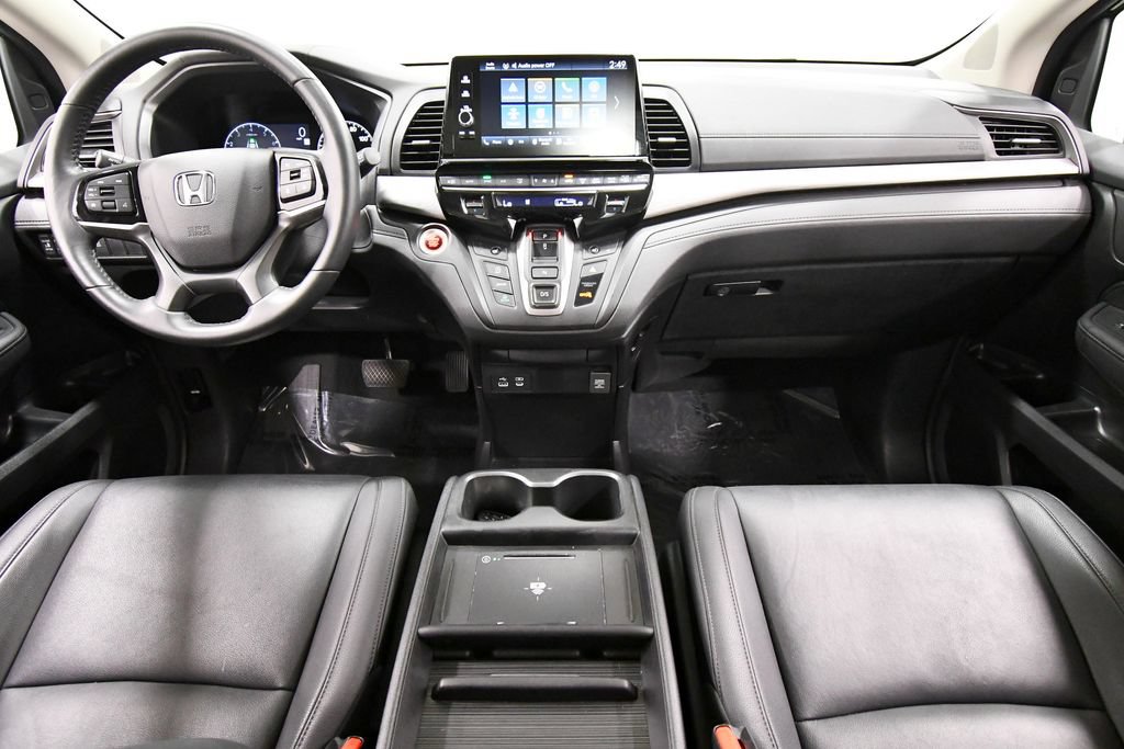 Certified 2025 Honda Odyssey EX-L image 3