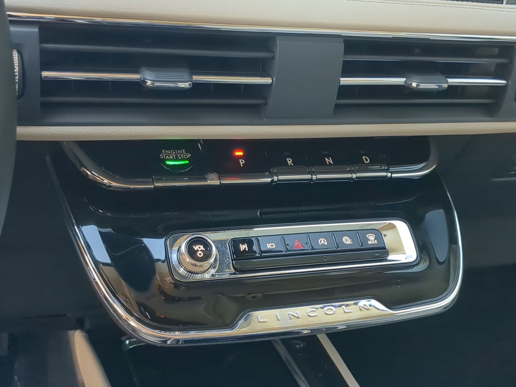 New 2026 Lincoln Corsair Premiere image 19