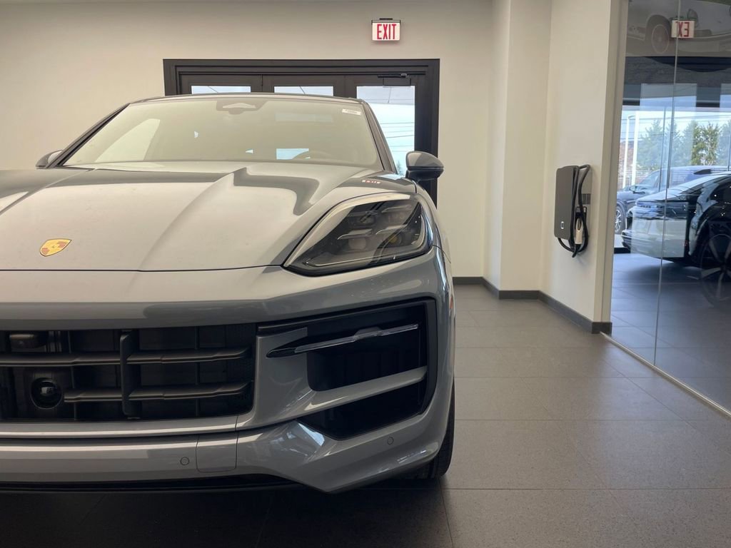 New 2026 Porsche Cayenne AWD/4WD image 22