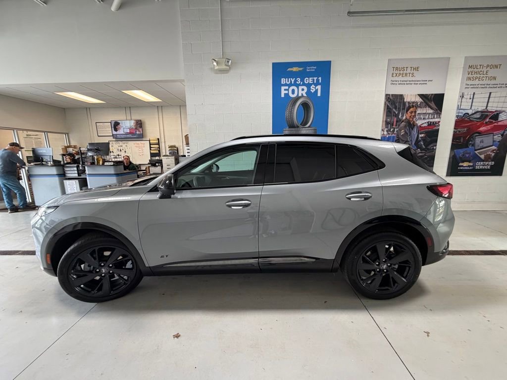 Used 2025 Buick Envision Sport Touring AWD/4WD image 6
