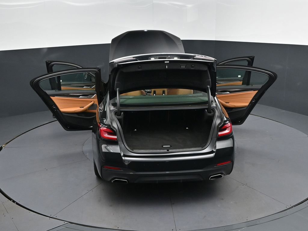 Certified 2023 BMW 530e w/ M Sport Package image 48