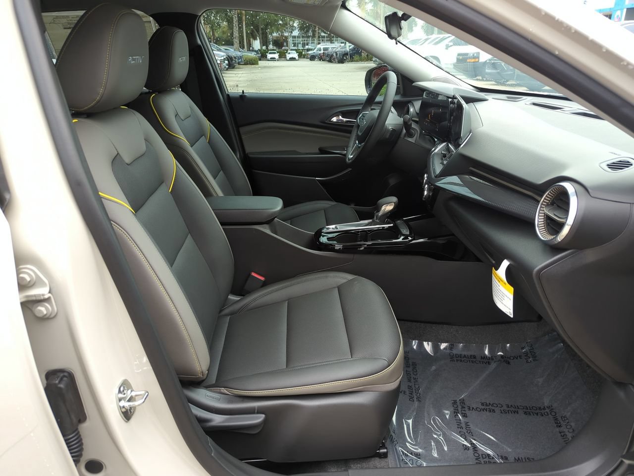 New 2026 Chevrolet Trax ACTIV w/ Driver Confidence Package FWD image 24