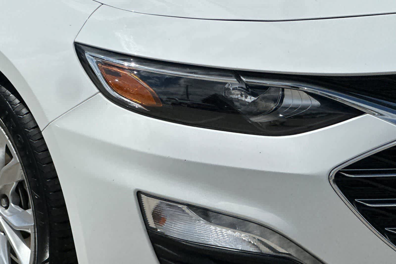 Used 2022 Chevrolet Malibu LT FWD image 31