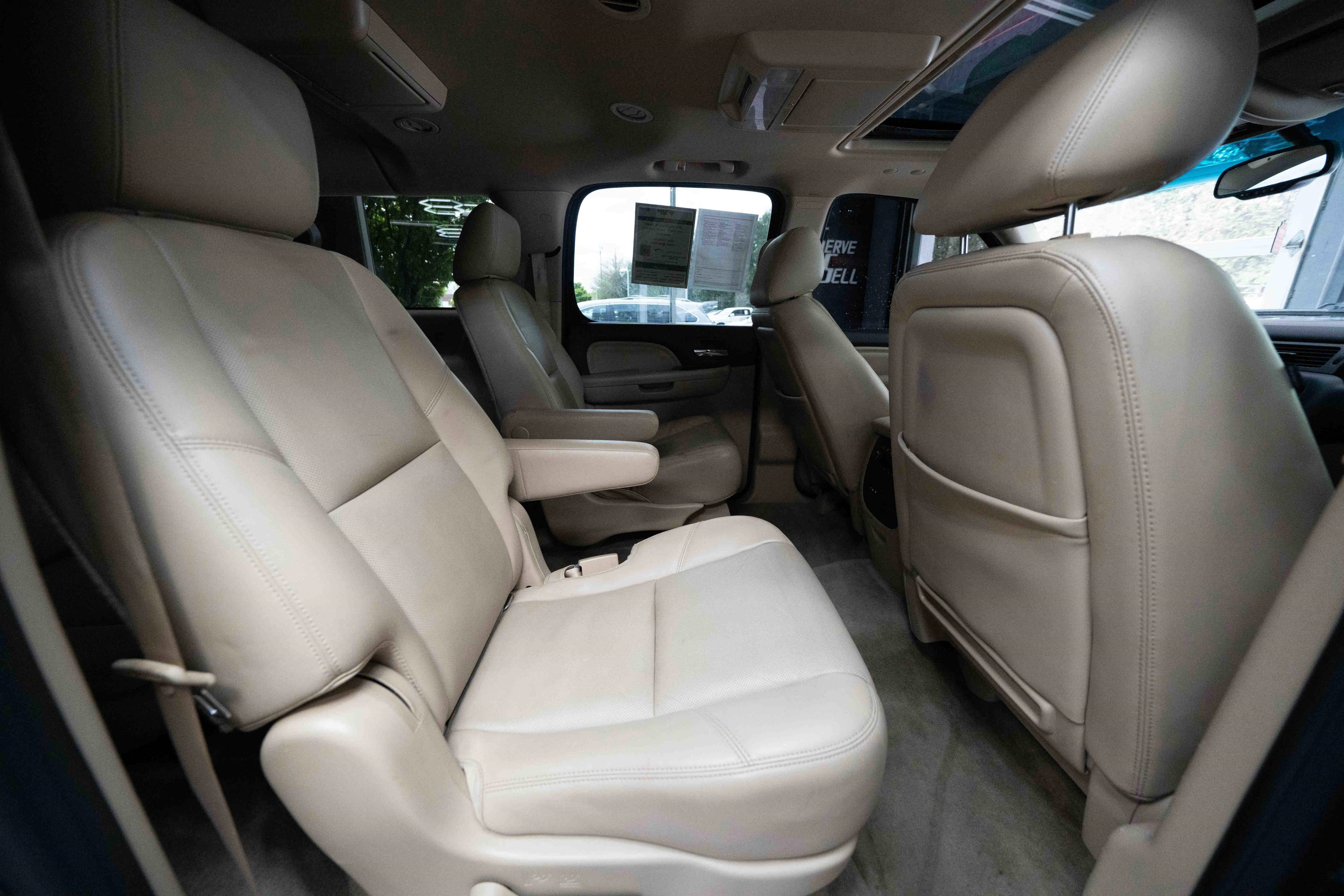 Used 2013 GMC Yukon XL Denali AWD/4WD image 25