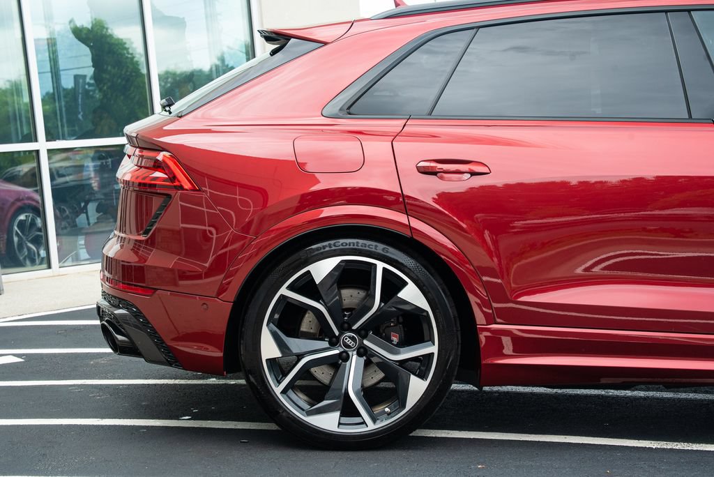 Used 2022 Audi RS Q8 w/ Carbon Optic Package AWD/4WD image 13