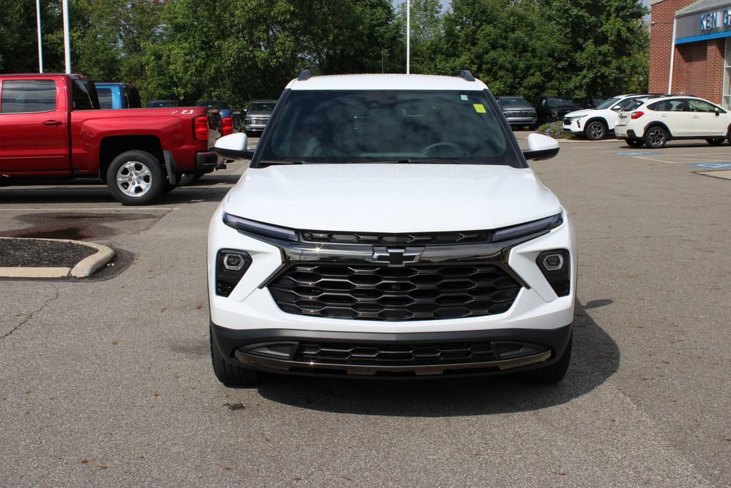 Used 2024 Chevrolet TrailBlazer ACTIV AWD/4WD image 5