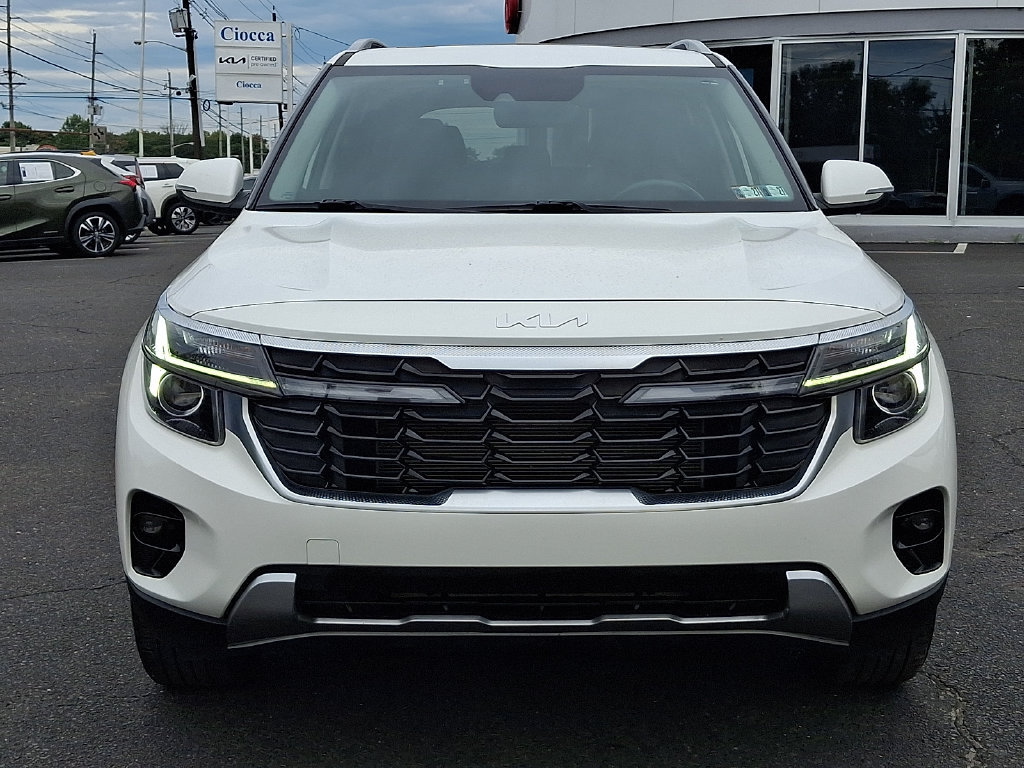 Used 2024 Kia Seltos EX AWD/4WD image 6