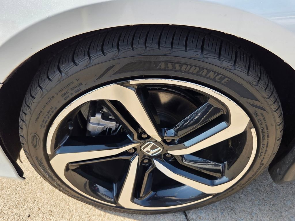 Used 2021 Honda Accord Sport image 10