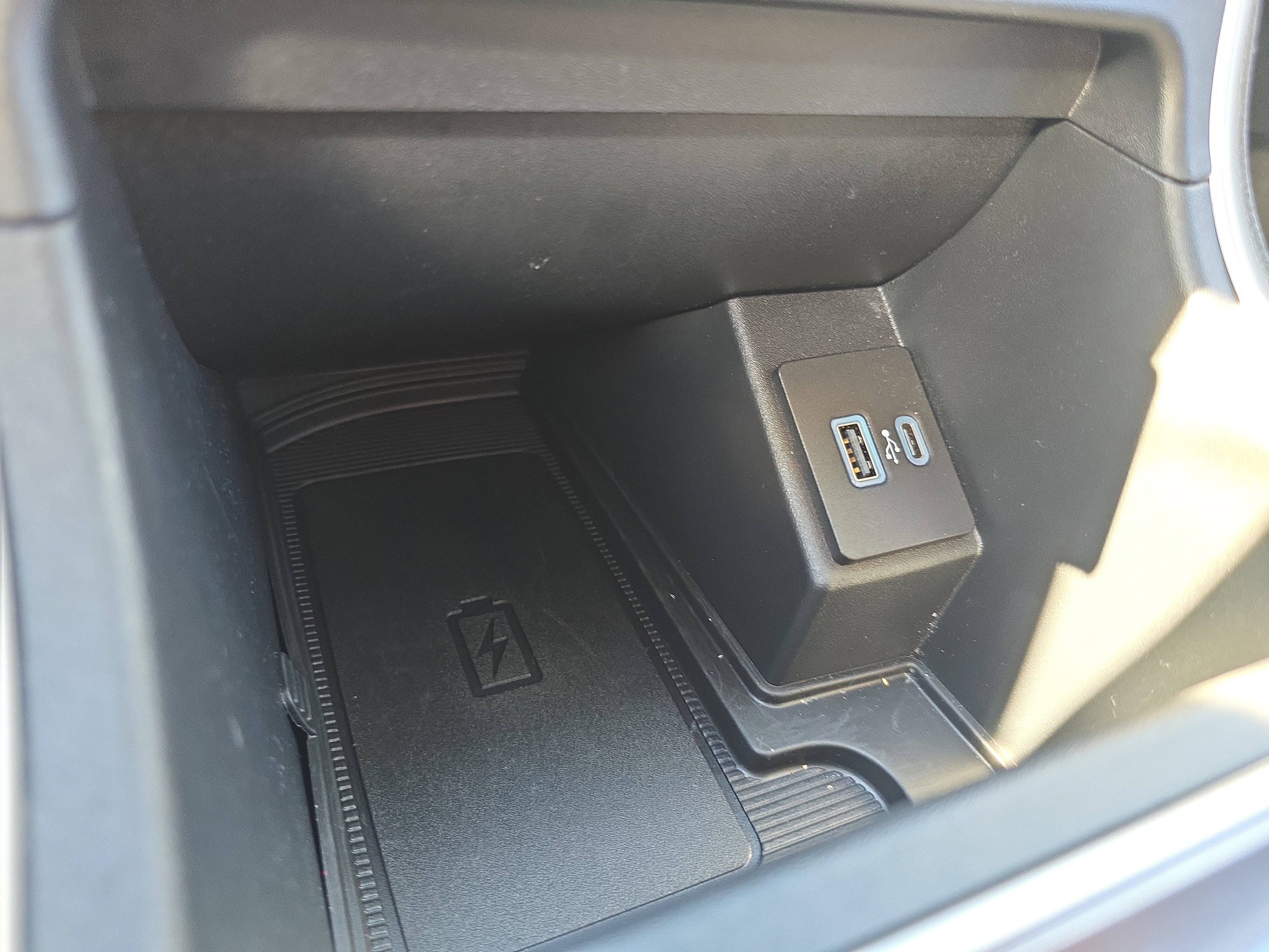 Certified 2024 Ford Edge SEL w/ Convenience Package image 33