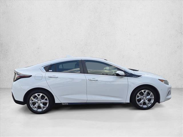 Used 2018 Chevrolet Volt Premier w/ Driver Confidence Package image 4