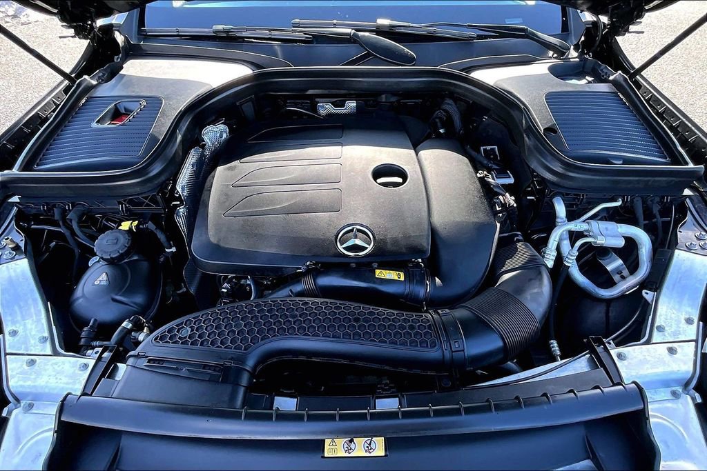 Used 2022 Mercedes-Benz GLC 300 4MATIC w/ Premium Package Lite image 29