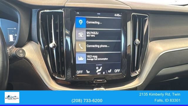 Used 2018 Volvo XC60 T6 Momentum w/ Vision Package AWD/4WD image 22