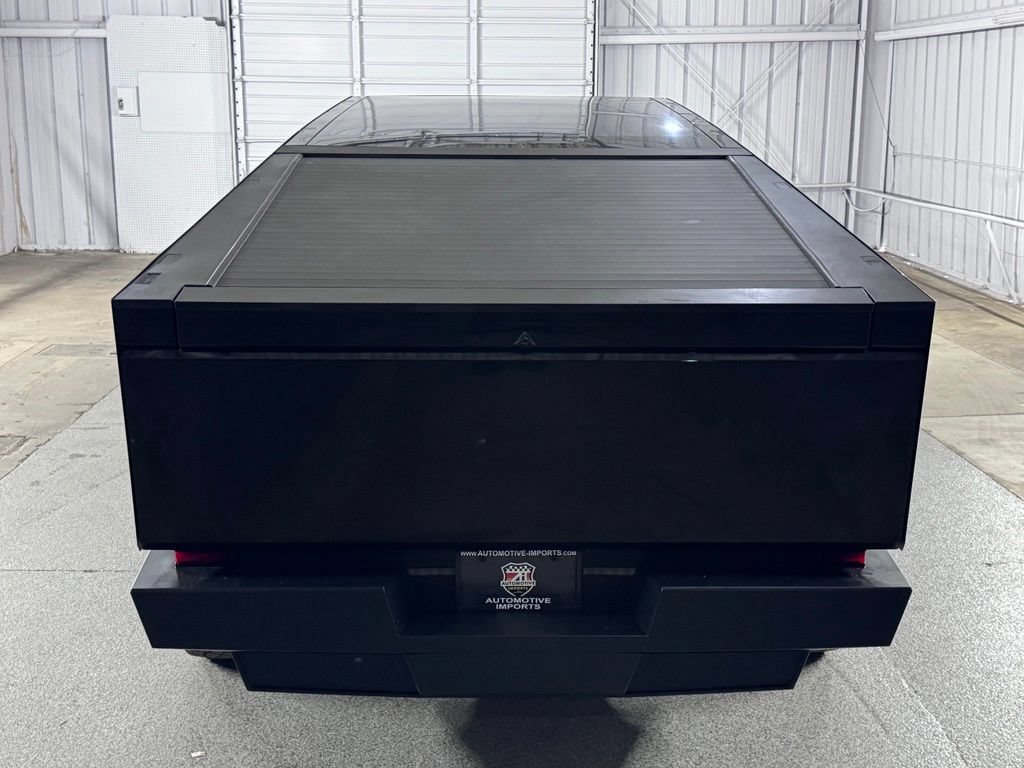 Used 2024 Tesla Cybertruck Cyberbeast AWD/4WD image 10
