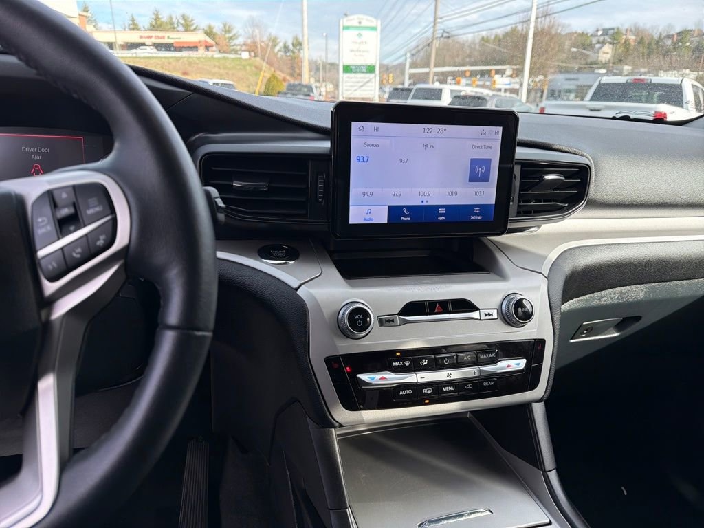 Used 2023 Ford Explorer XLT w/ Class IV Trailer Tow Package image 18