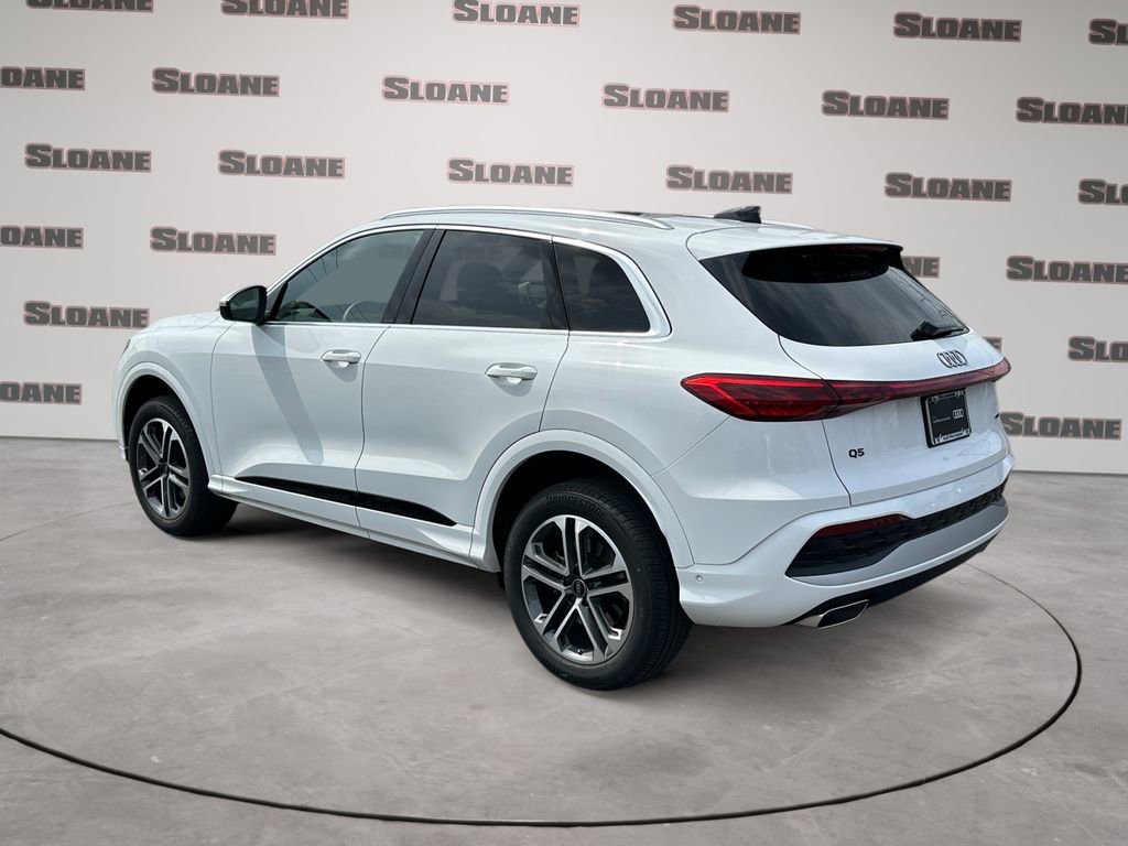 Certified 2025 Audi Q5 Premium w/ Convenience Package image 3