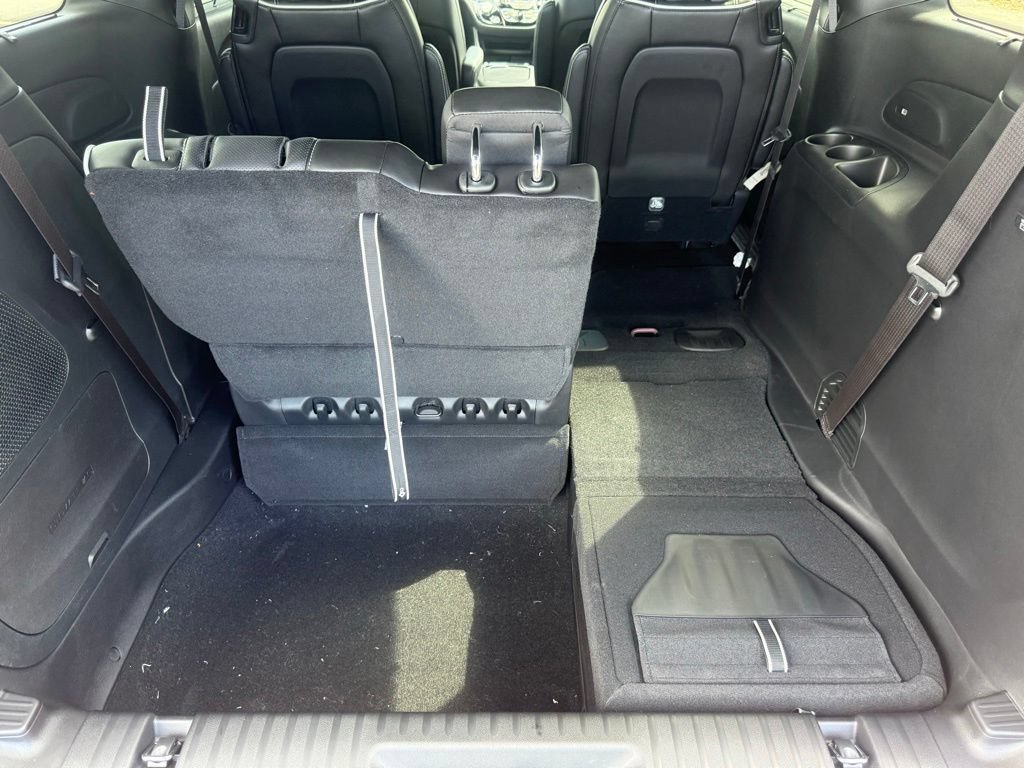 New 2027 Chrysler Pacifica Limited AWD/4WD image 46
