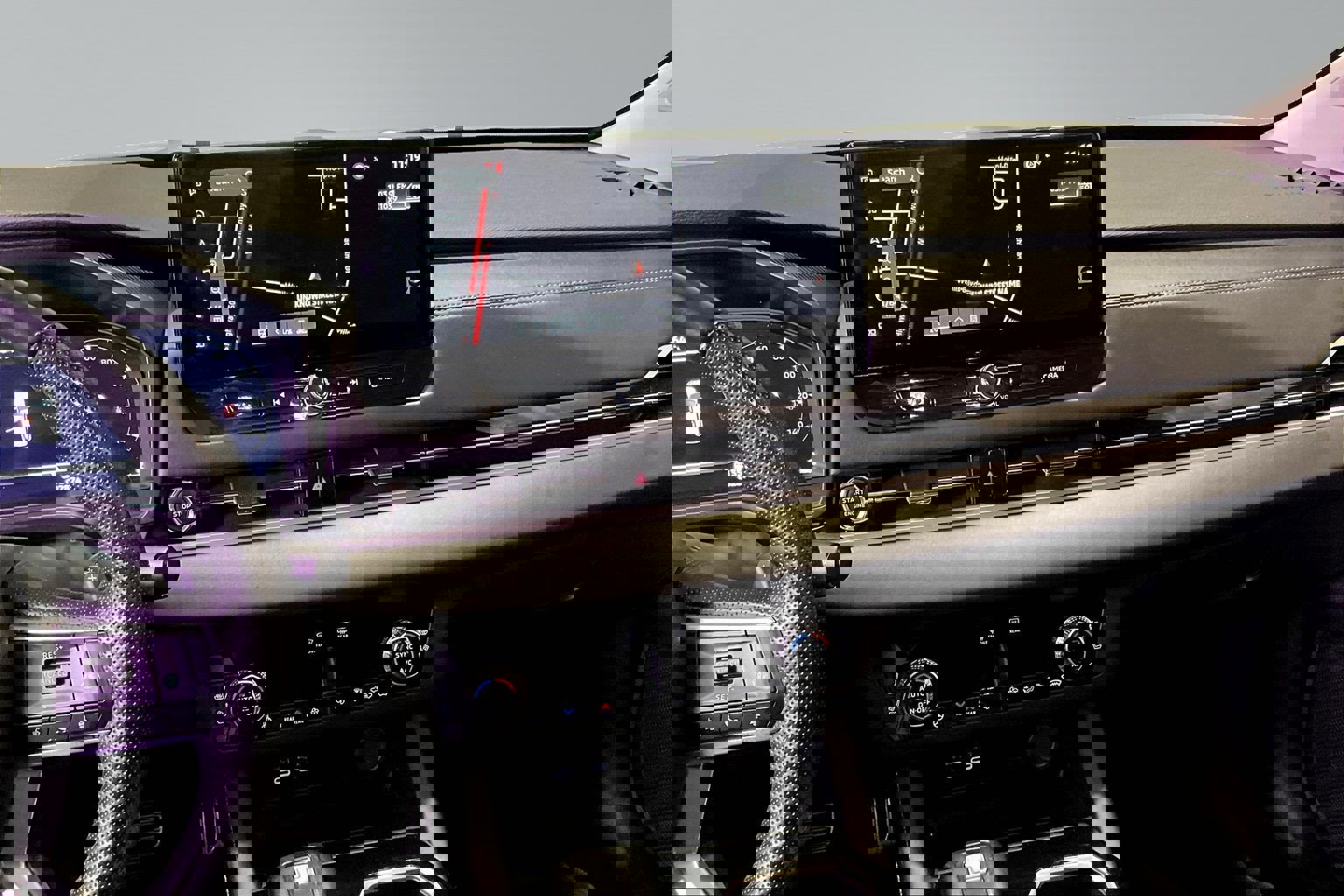 Used 2025 Mitsubishi Outlander SEL image 9