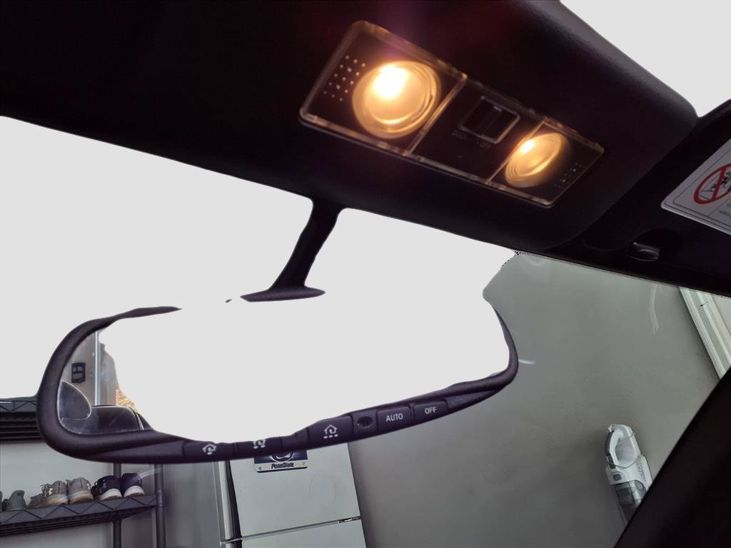 Used 2004 Nissan 350Z Touring image 23
