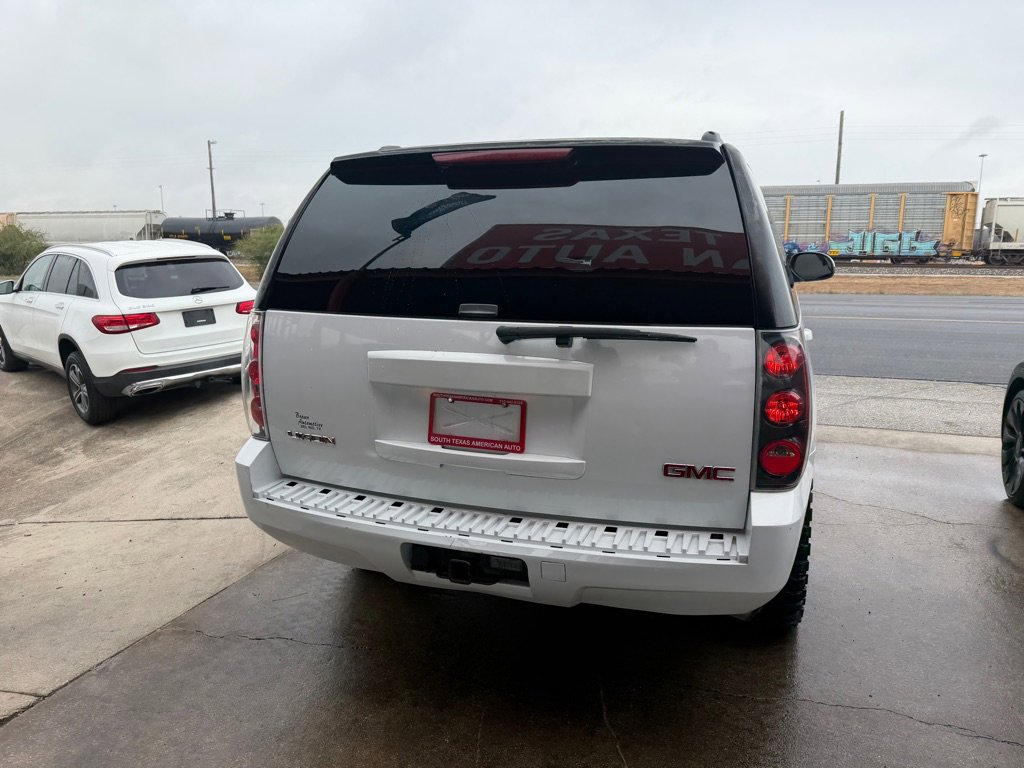 Used 2009 GMC Yukon SLE image 16
