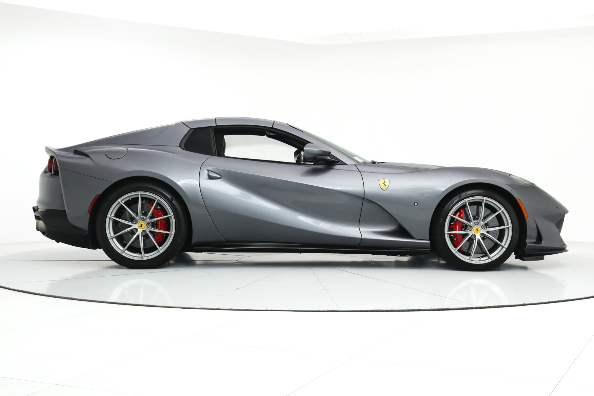 Certified 2021 Ferrari 812 GTS RWD image 10