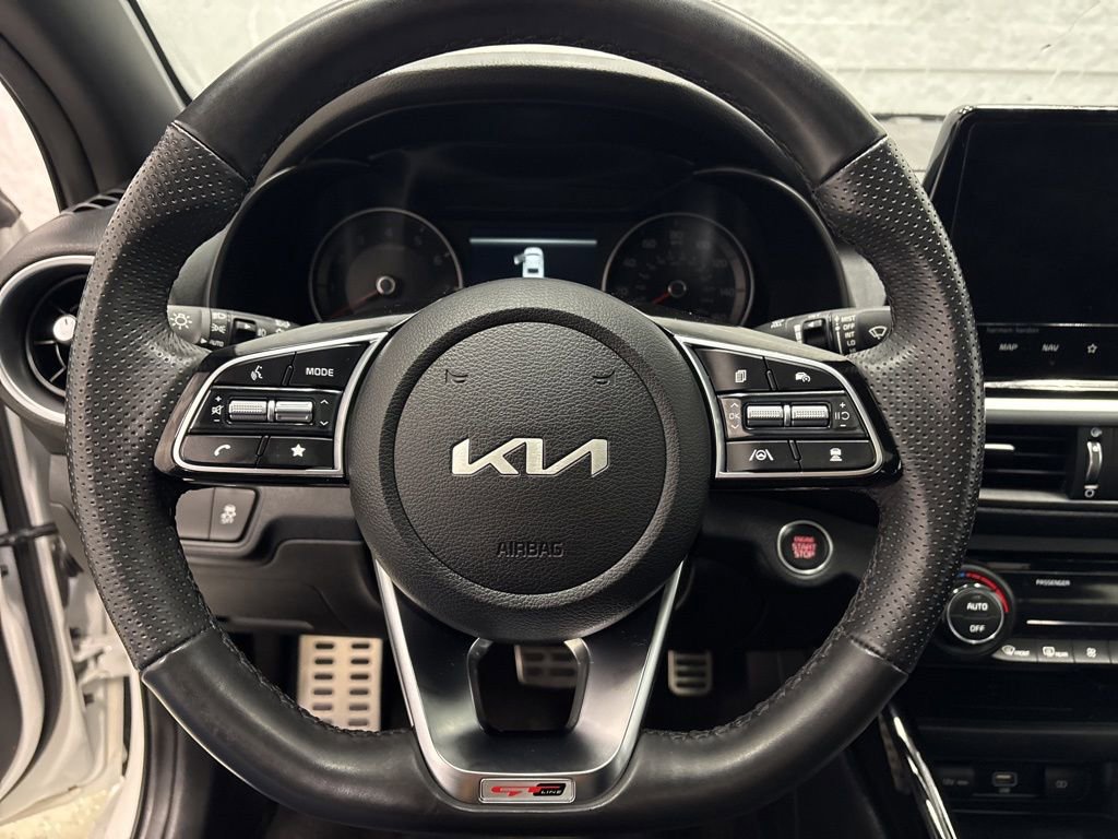 Used 2024 Kia Forte GT-Line w/ GT-Line Premium Package image 25