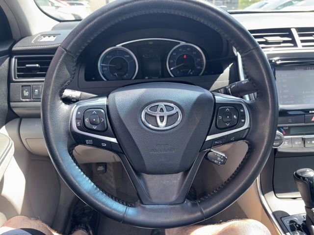Used 2016 Toyota Camry XLE w/ Moonroof Package FWD image 10