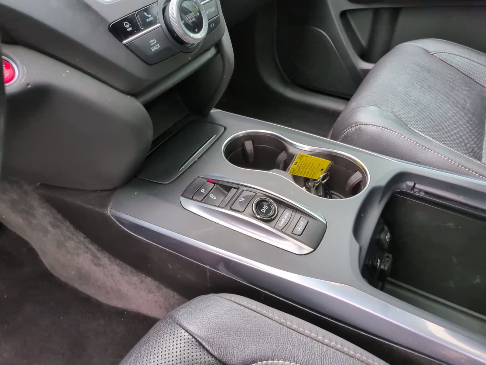 Used 2020 Acura MDX FWD w/ Technology Package image 24