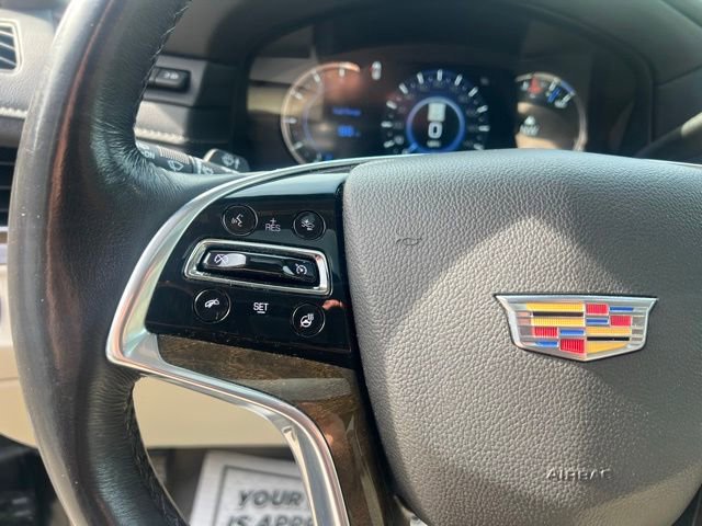 Used 2020 Cadillac Escalade Luxury w/ LPO, Radiant Package AWD/4WD image 31