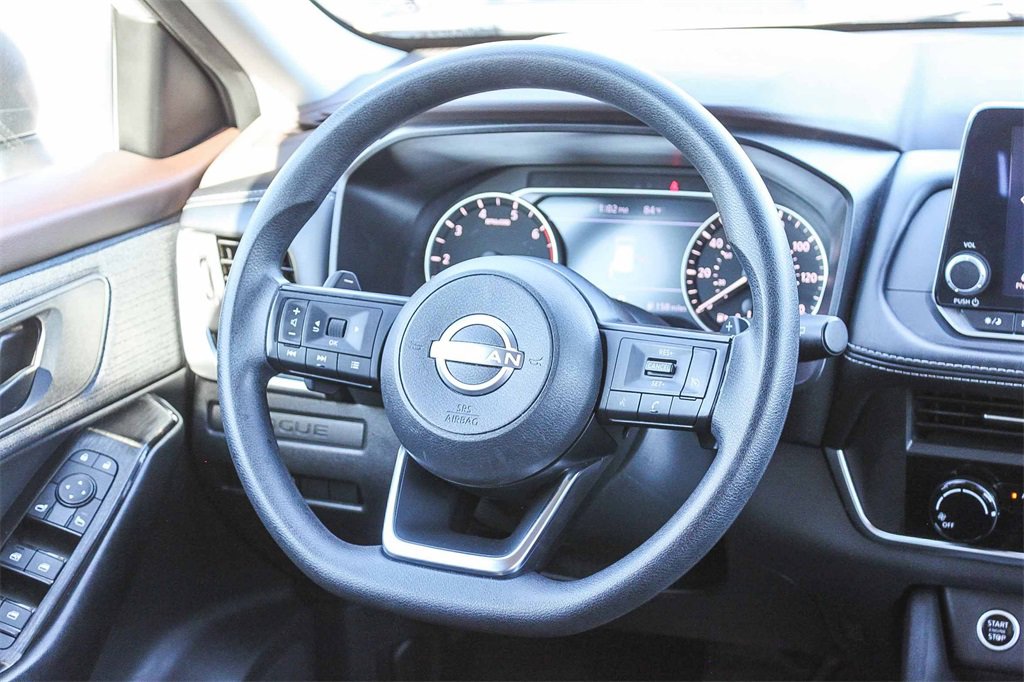 Used 2023 Nissan Rogue S image 19