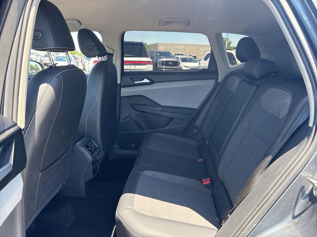 Used 2022 Volkswagen Taos SE AWD/4WD image 14