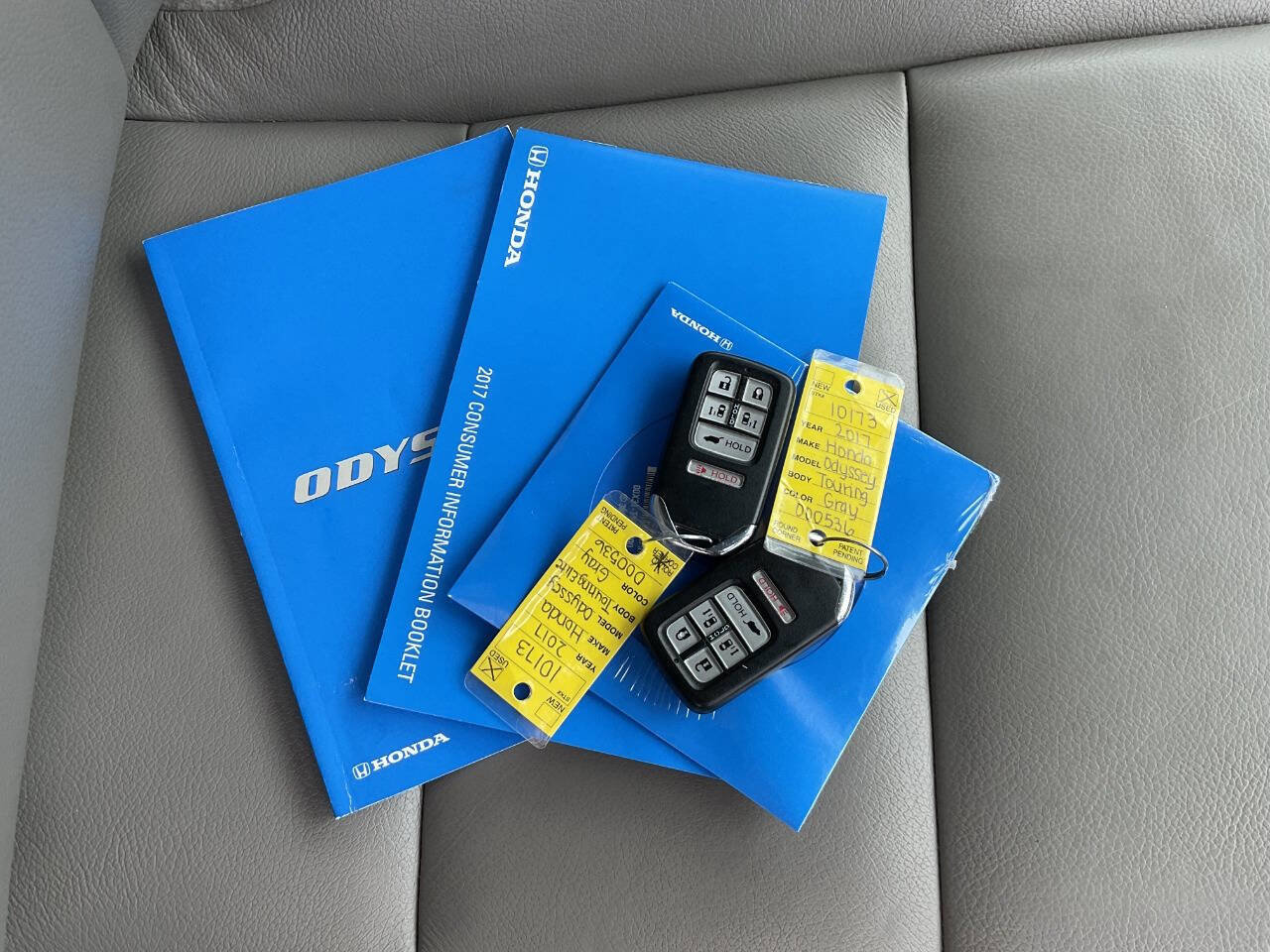 Used 2017 Honda Odyssey Touring Elite image 53