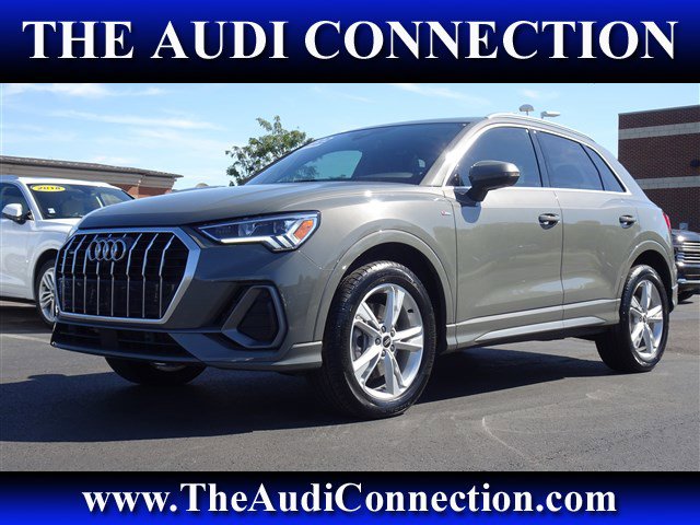 Certified 2022 Audi Q3 2.0T Premium Plus w/ Premium Plus Package image 1