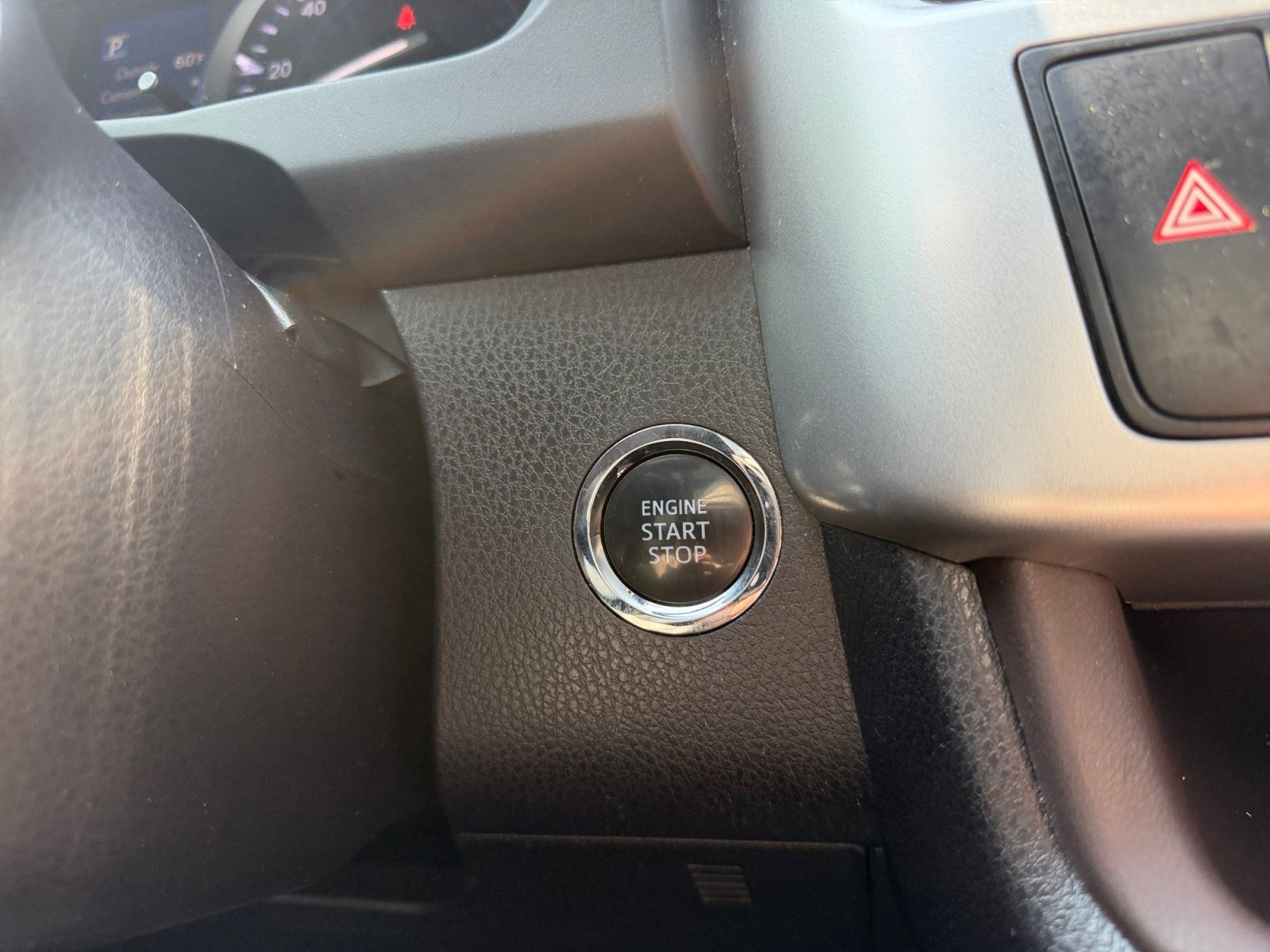 Used 2018 Toyota Highlander Limited Platinum AWD/4WD image 28