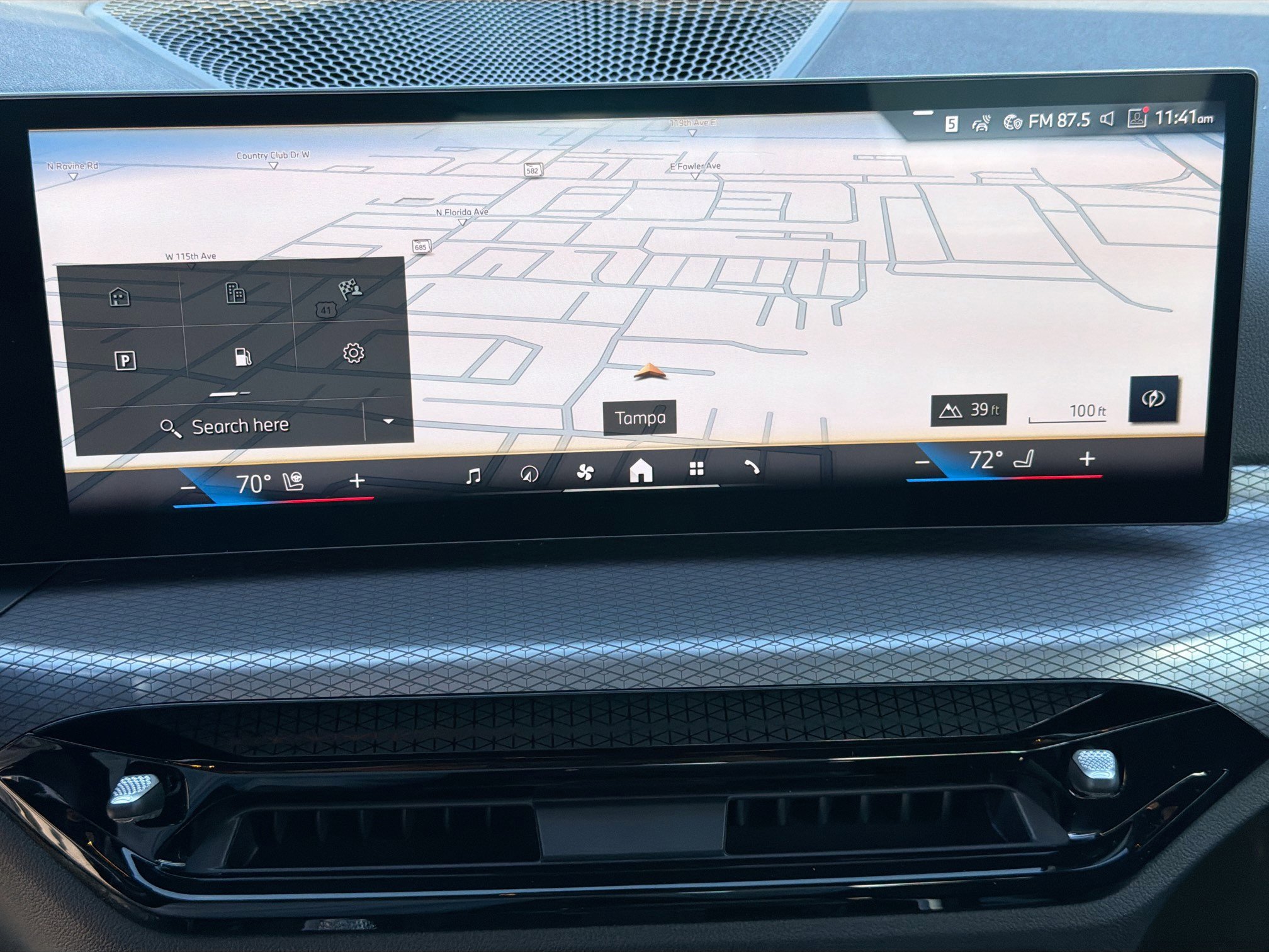 New 2026 BMW 330i xDrive Sedan w/ Premium Package image 32