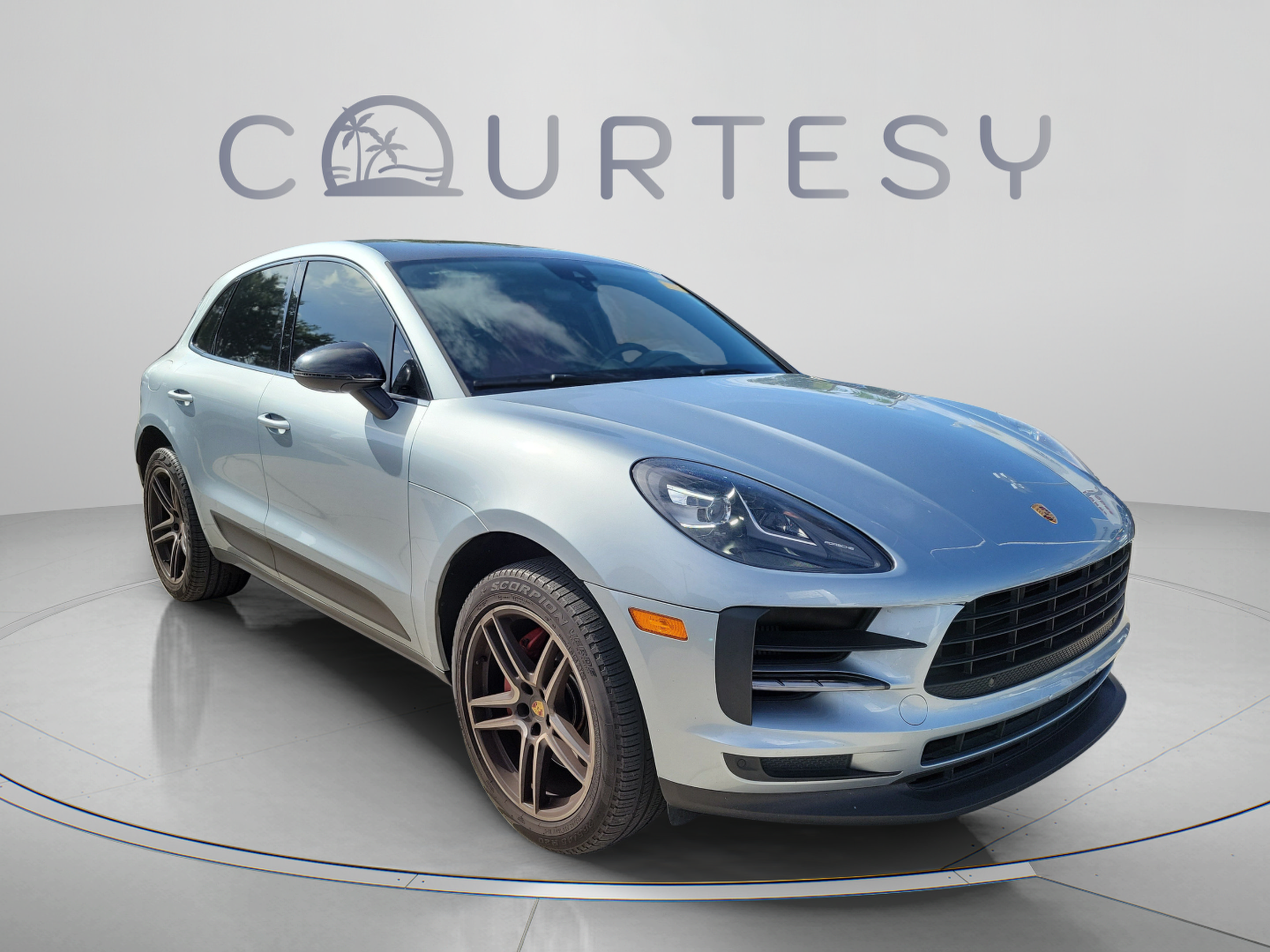 Used 2021 Porsche Macan S AWD/4WD image 4