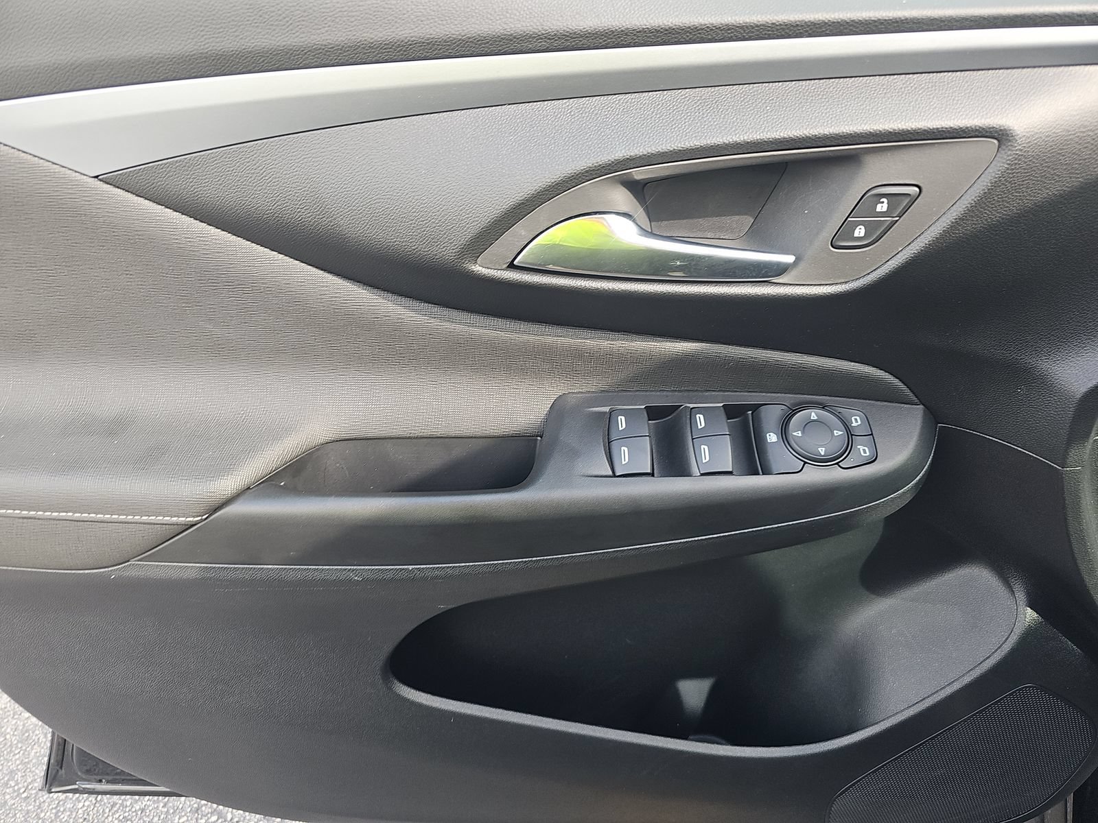 Used 2026 Buick Envista Preferred w/ Advanced Safety Package FWD image 16