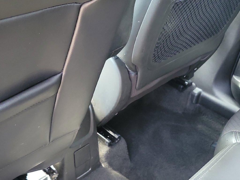 Used 2019 Buick Encore Sport Touring AWD/4WD image 14