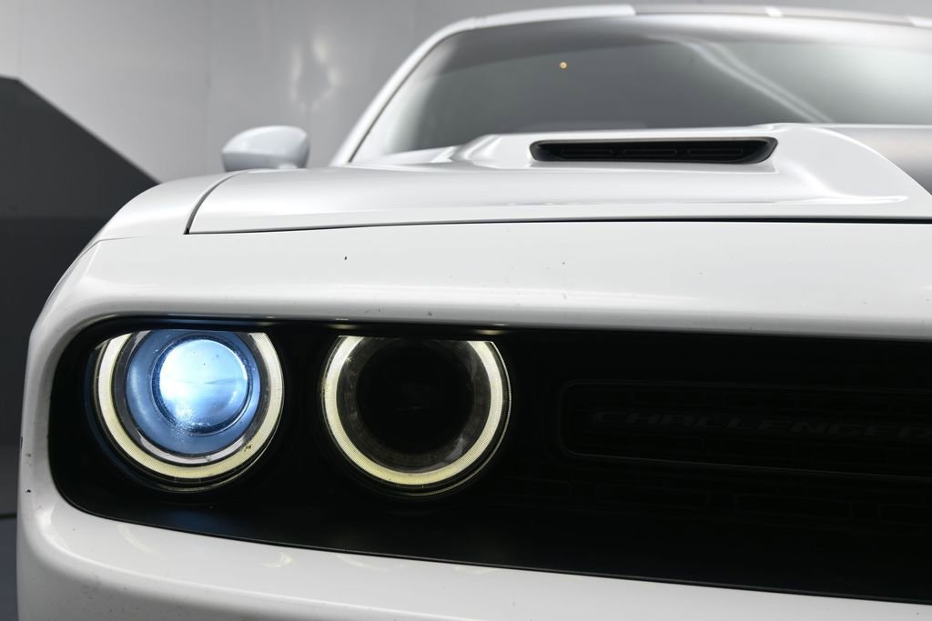 Used 2017 Dodge Challenger SXT w/ Blacktop Package RWD image 10