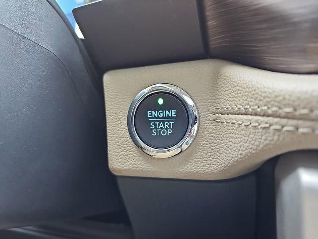 Used 2024 Ford Expedition Limited image 30