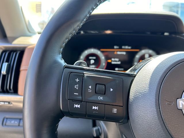 Certified 2025 Nissan Pathfinder Platinum image 13