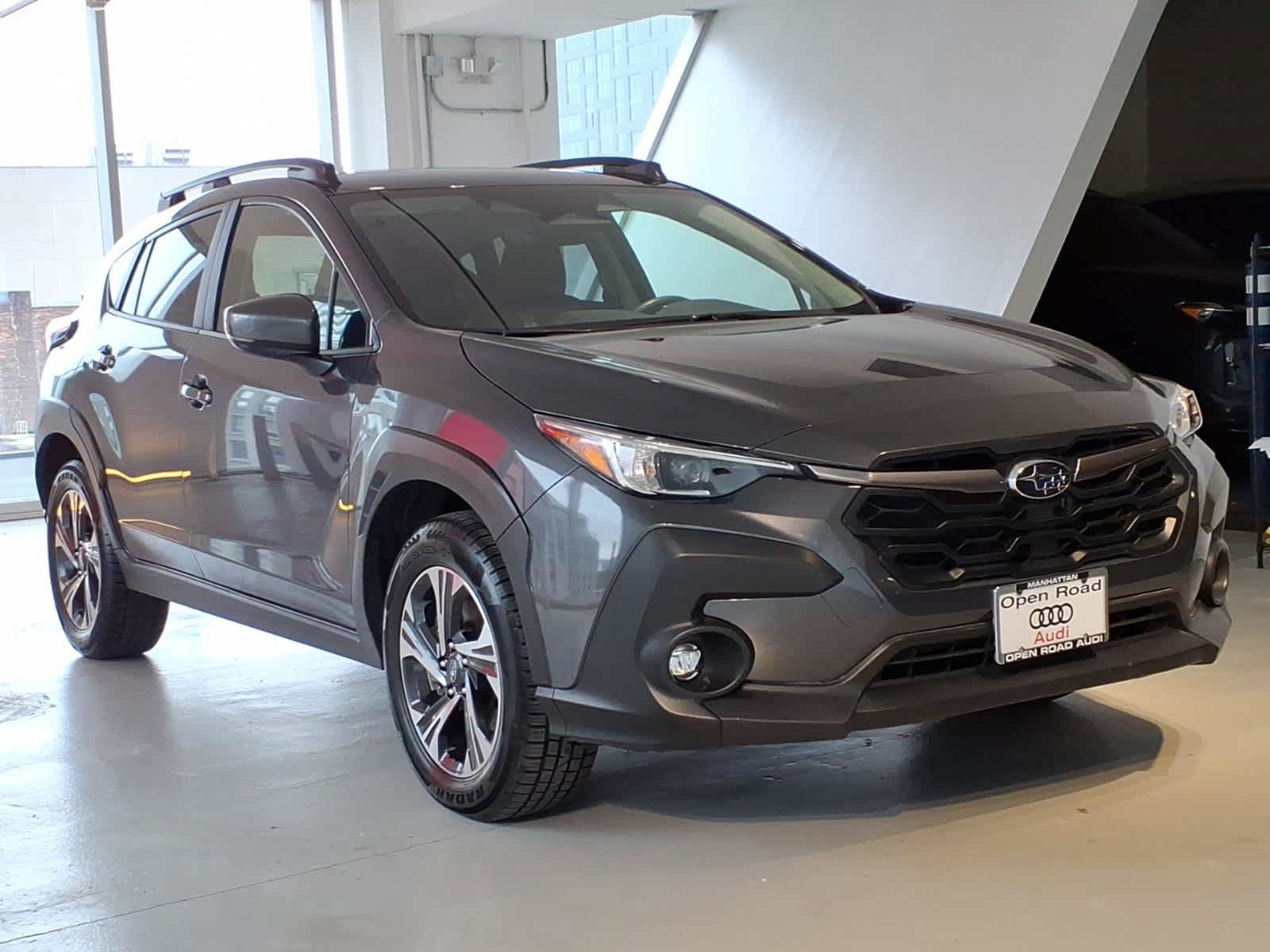 Used 2024 Subaru Crosstrek 2.0i Premium w/ Popular Package #3 AWD/4WD image 3