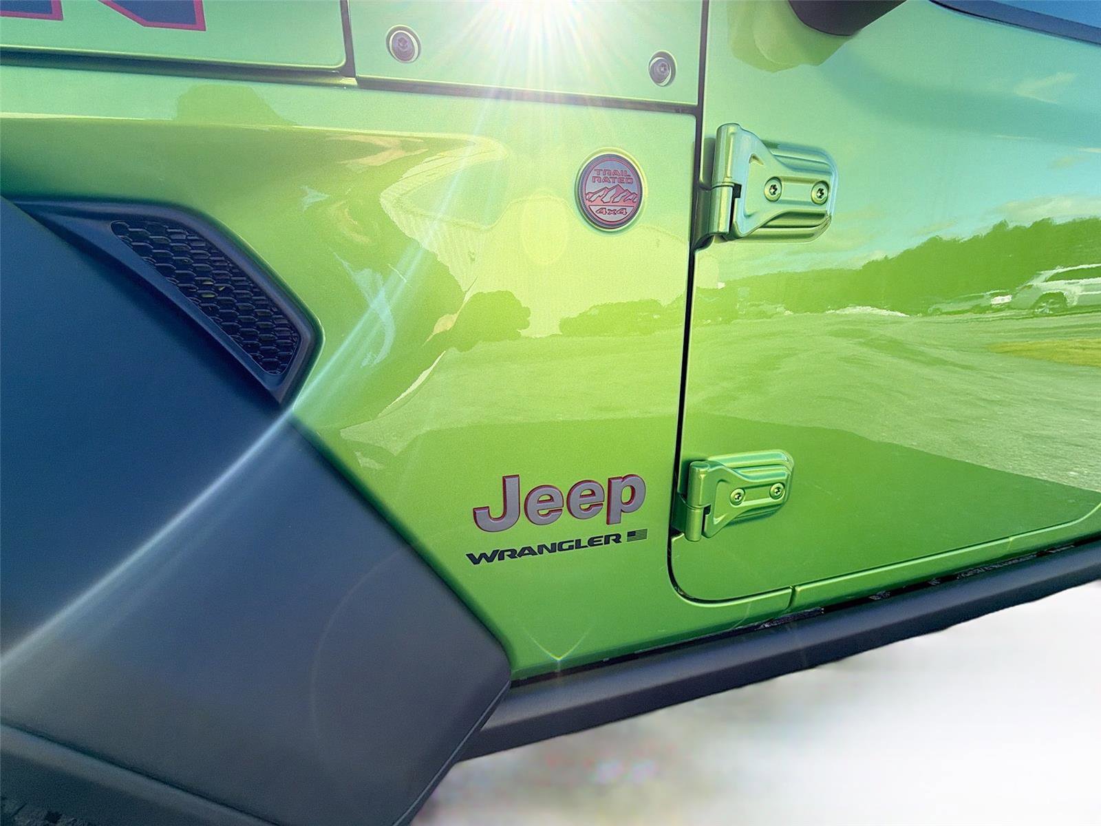 New 2026 Jeep Wrangler Unlimited Rubicon w/ Dual Top Group image 34