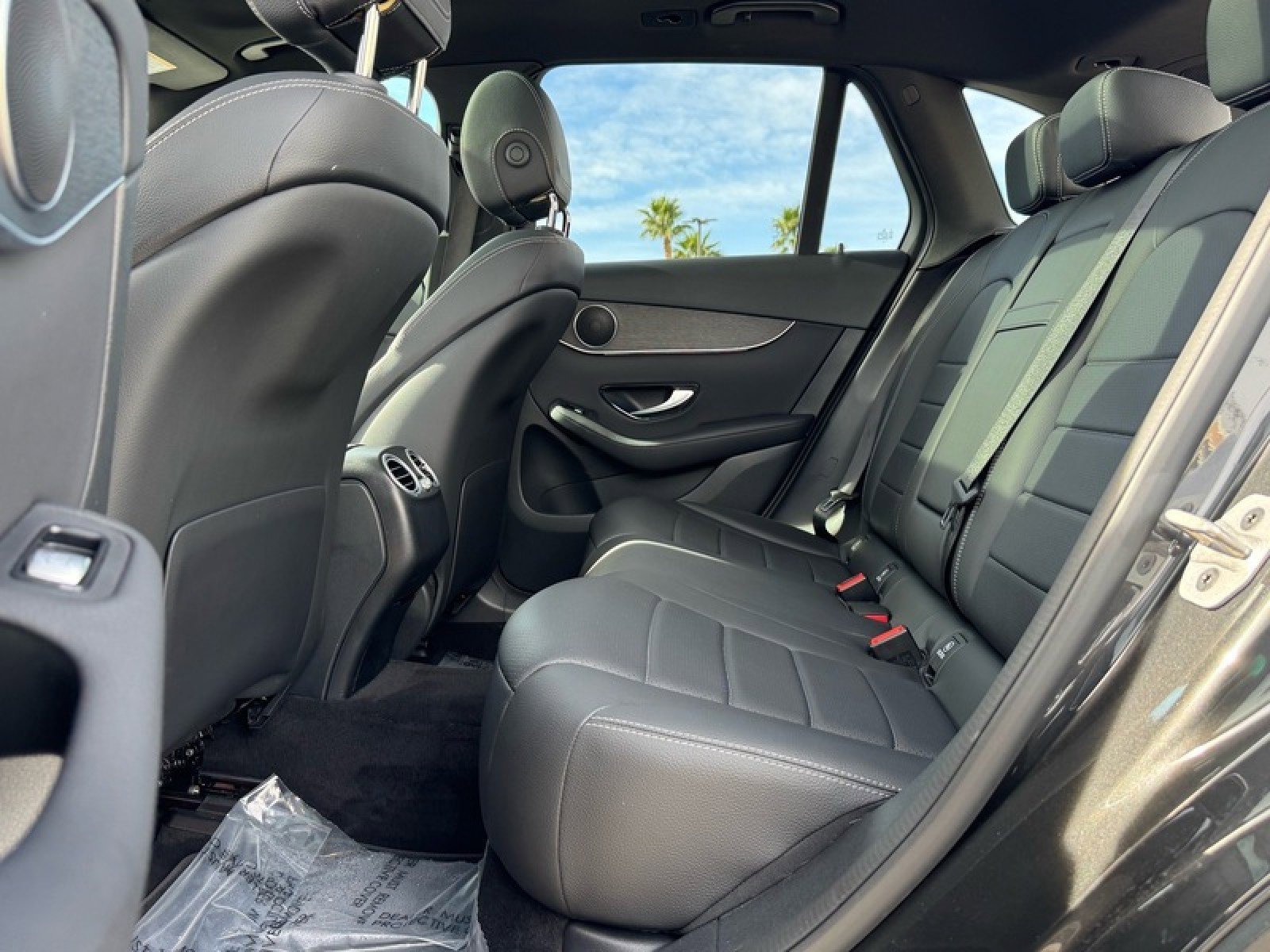 Certified 2022 Mercedes-Benz GLC 300 image 16