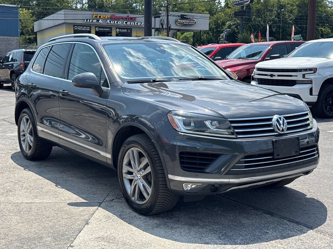 Used 2016 Volkswagen Touareg VR6 AWD/4WD image 8