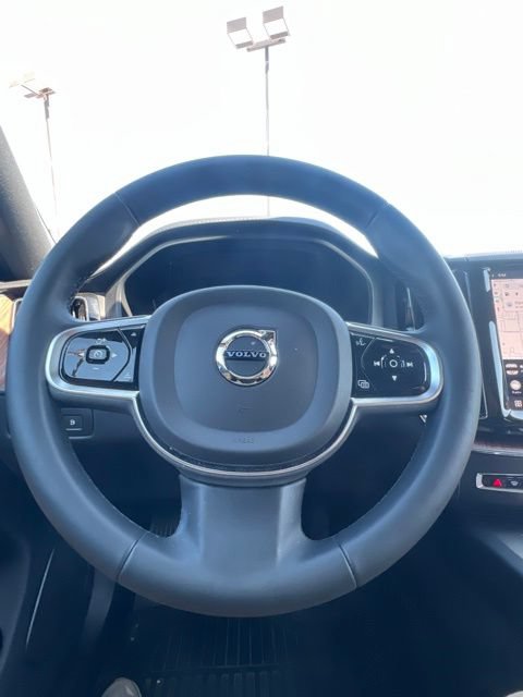 Used 2024 Volvo XC60 T8 Ultimate w/ Protection Package Premier AWD/4WD image 10
