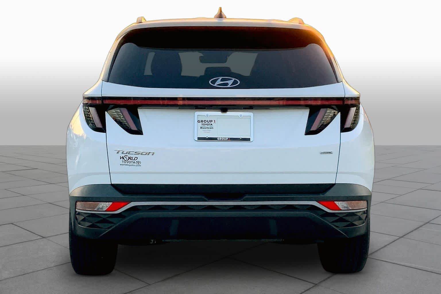 Used 2023 Hyundai Tucson SEL w/ Convenience Package AWD/4WD image 9